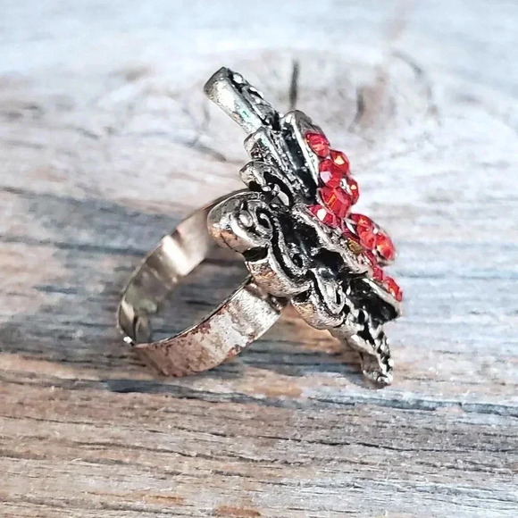 Vintage Y2K 90s Red Crystal Butterfly Silver Adjustable Cocktail Ring - Picture 3 of 8